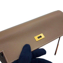 将图像加载到图库查看器中，HERMES Kelly wallet long to go Etoupe Epsom
