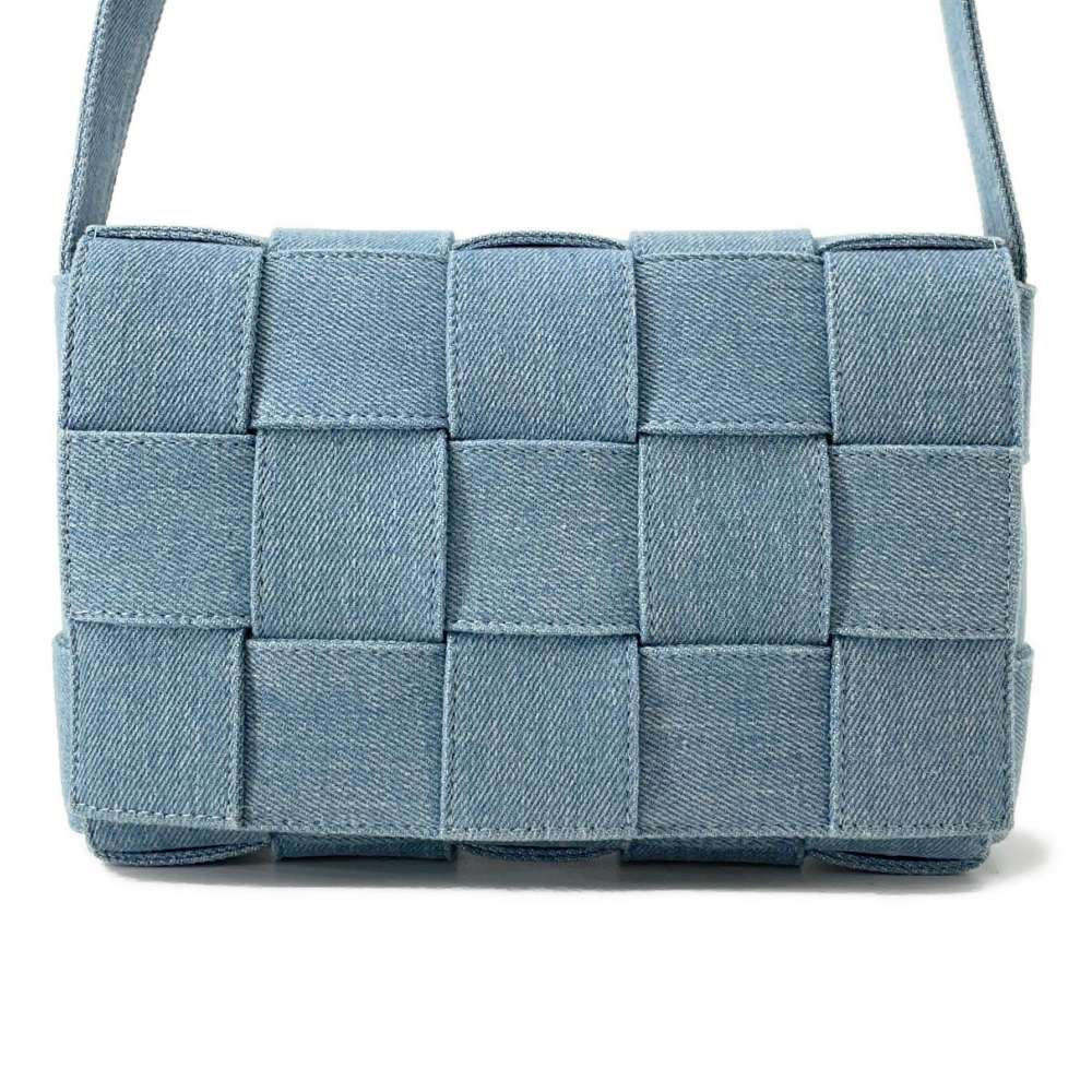 Bottega Veneta Maxi INTRECCIATO Cassette Shoulder Bag Blue710188 Denim
