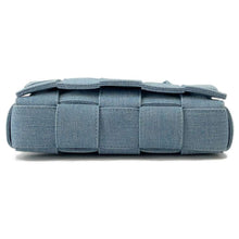 将图像加载到图库查看器中，Bottega Veneta Maxi INTRECCIATO Cassette Shoulder Bag Blue710188 Denim
