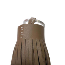 将图像加载到图库查看器中，HERMES Carmen Etoupe Lambskin
