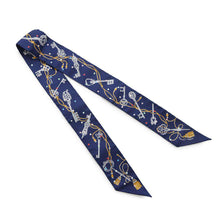 Load image into Gallery viewer, HERMES Twilly LE CLES A POIS Marine/Grease Algeon Silk100%
