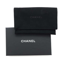 将图像加载到图库查看器中，CHANEL Matelasse Card Case WhiteAP3188 Caviar Leather

