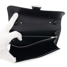 将图像加载到图库查看器中，HERMES Constance to Go Black Epsom
