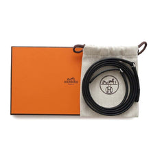 将图像加载到图库查看器中，HERMES Constance to Go Black Epsom
