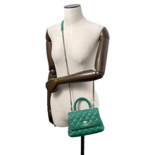 将图像加载到图库查看器中，CHANEL Handbag CC Logo Top Handle GreenAS2215 Caviar Leather Size XXS
