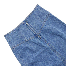 Load image into Gallery viewer, CHANEL CC Logo Camellia Skirt Size 36 BlueP74484 Cotton100%
