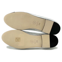 Load image into Gallery viewer, CHANEL Ballet shoes Silver/BlackG02819 Leather Size 38C
