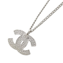 将图像加载到图库查看器中，CHANEL CC LogoNecklace Ivory Metal
