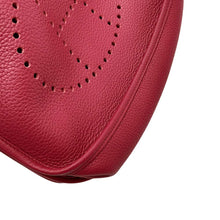 将图像加载到图库查看器中，HERMES Evelyne3 Ruby Taurillon Clemence Size PM
