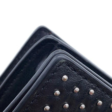 将图像加载到图库查看器中，MCM Studded Chain Shoulder Bag Black/Red Leather
