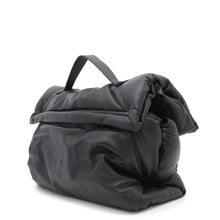 将图像加载到图库查看器中，CELINE Pillow Bag Black Leather
