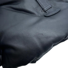 将图像加载到图库查看器中，CELINE Pillow Bag Black Leather
