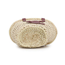 Load image into Gallery viewer, CELINE Triomphe pannier Beige/Bordeaux Raffia Leather Size Mini
