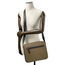 Load image into Gallery viewer, BURBERRY Flap messenger bag Brown Leather
