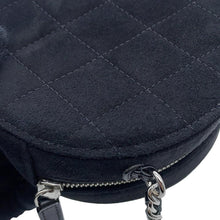 将图像加载到图库查看器中，CHANEL Matelasse Star Motif Round ChainShoulder Black suede
