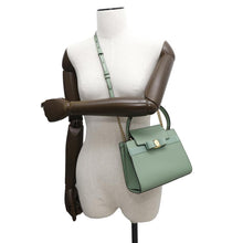 将图像加载到图库查看器中，Ferragamo Vara Ribbon 2way Bag Light Green21 I282 Leather
