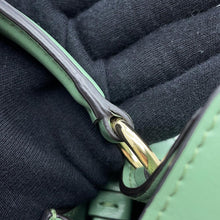 将图像加载到图库查看器中，Ferragamo Vara Ribbon 2way Bag Light Green21 I282 Leather
