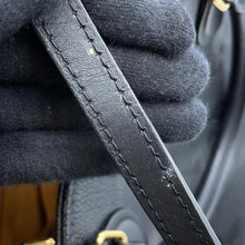 Load image into Gallery viewer, LOUIS VUITTON Onthego NoirM44925 Monogram Empreinte Leather Size GM
