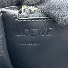 将图像加载到图库查看器中，LOEWE Zip Around Wallet BlackC779T12X01 Calf Leather
