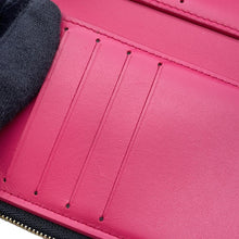 将图像加载到图库查看器中，LOUIS VUITTON Portefeuille Capucine Compact Noir/Hot pinkM62157 Taurillon Leather
