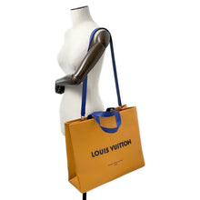 Load image into Gallery viewer, LOUIS VUITTON ★Shopper Tote SaffronM24457 Leather Size MM
