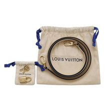 Load image into Gallery viewer, LOUIS VUITTON Montaigne Noir/CreamM45311 Monogram Size BB
