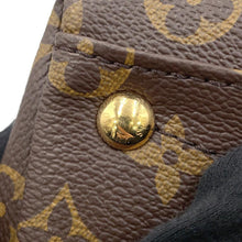 Load image into Gallery viewer, LOUIS VUITTON V Tote NoirM43976 Monogram Size BB

