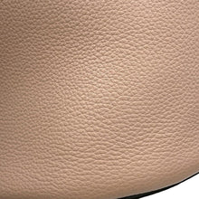 将图像加载到图库查看器中，Ferragamo Gancini The Studio Bucket Amaretti Beige212892 Leather

