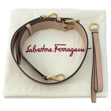将图像加载到图库查看器中，Ferragamo Gancini The Studio Bucket Amaretti Beige212892 Leather

