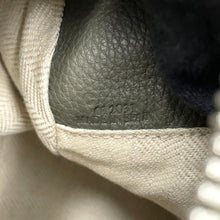 Load image into Gallery viewer, LOEWE Puzzle bag Khaki322.12KS20 Calf Leather Size Medium
