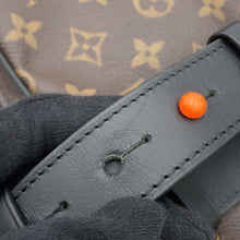 Load image into Gallery viewer, LOUIS VUITTON Utility side bag NoirM44477 Monogram / Solar Powered Ray
