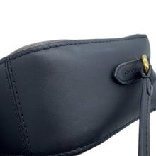 Load image into Gallery viewer, LOUIS VUITTON Saintonge NoirM43555 Monogram Calf Leather
