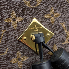 Load image into Gallery viewer, LOUIS VUITTON Saintonge NoirM43555 Monogram Calf Leather
