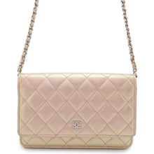 将图像加载到图库查看器中，CHANEL Matelasse Chain wallet MetalicPink Lambskin
