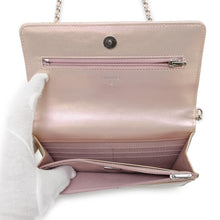 将图像加载到图库查看器中，CHANEL Matelasse Chain wallet MetalicPink Lambskin
