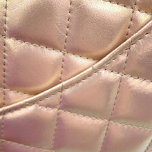 将图像加载到图库查看器中，CHANEL Matelasse Chain wallet MetalicPink Lambskin
