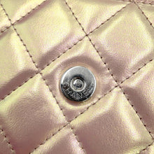 将图像加载到图库查看器中，CHANEL Matelasse Chain wallet MetalicPink Lambskin
