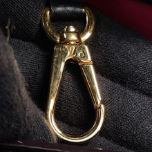 将图像加载到图库查看器中，LOUIS VUITTON Capucines NoirM94755 Taurillon Leather Size BB
