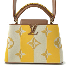 将图像加载到图库查看器中，LOUIS VUITTON Capucines JauneM57651 Canvas Leather Size BB
