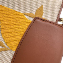 将图像加载到图库查看器中，LOUIS VUITTON Capucines JauneM57651 Canvas Leather Size BB
