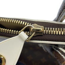 将图像加载到图库查看器中，LOUIS VUITTON Lock It BrownM40597 Monogram Shiny
