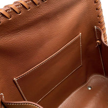 Load image into Gallery viewer, HERMES Bolit Picnic Natural/Fauve Willow Barenia Leather Size 24
