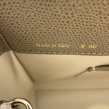 将图像加载到图库查看器中，Valextra Valextra Triennale 2WAY Shoulder Bag OysterGrayWBTR0095028LOC99MO Leather Size Small
