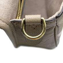 将图像加载到图库查看器中，LOUIS VUITTON Dianu Tourterelle claimM46583 Monogram Empreinte Leather

