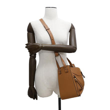 Load image into Gallery viewer, LOEWE hammock Brown387.12KN60 Leather Size Small
