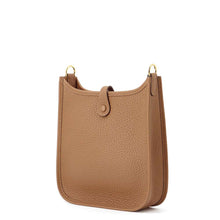 Load image into Gallery viewer, HERMES Evelyne Long Halzan Taurillon Clemence Size TPM
