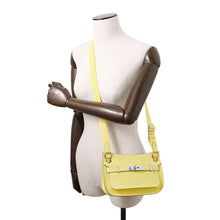 将图像加载到图库查看器中，HERMES Jypsiere Lime Swift Leather Size Mini
