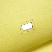 将图像加载到图库查看器中，HERMES Jypsiere Lime Swift Leather Size Mini
