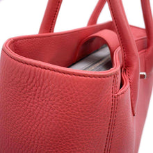 将图像加载到图库查看器中，CHANEL Executive tote PinkA67282 Leather
