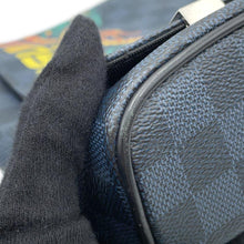Load image into Gallery viewer, LOUIS VUITTON District NM Navy/NoirN50005 Damier Cobalt Canvas Size PM
